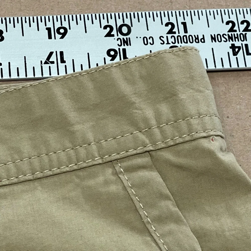 Columbia Shorts Men's 42 Khaki 